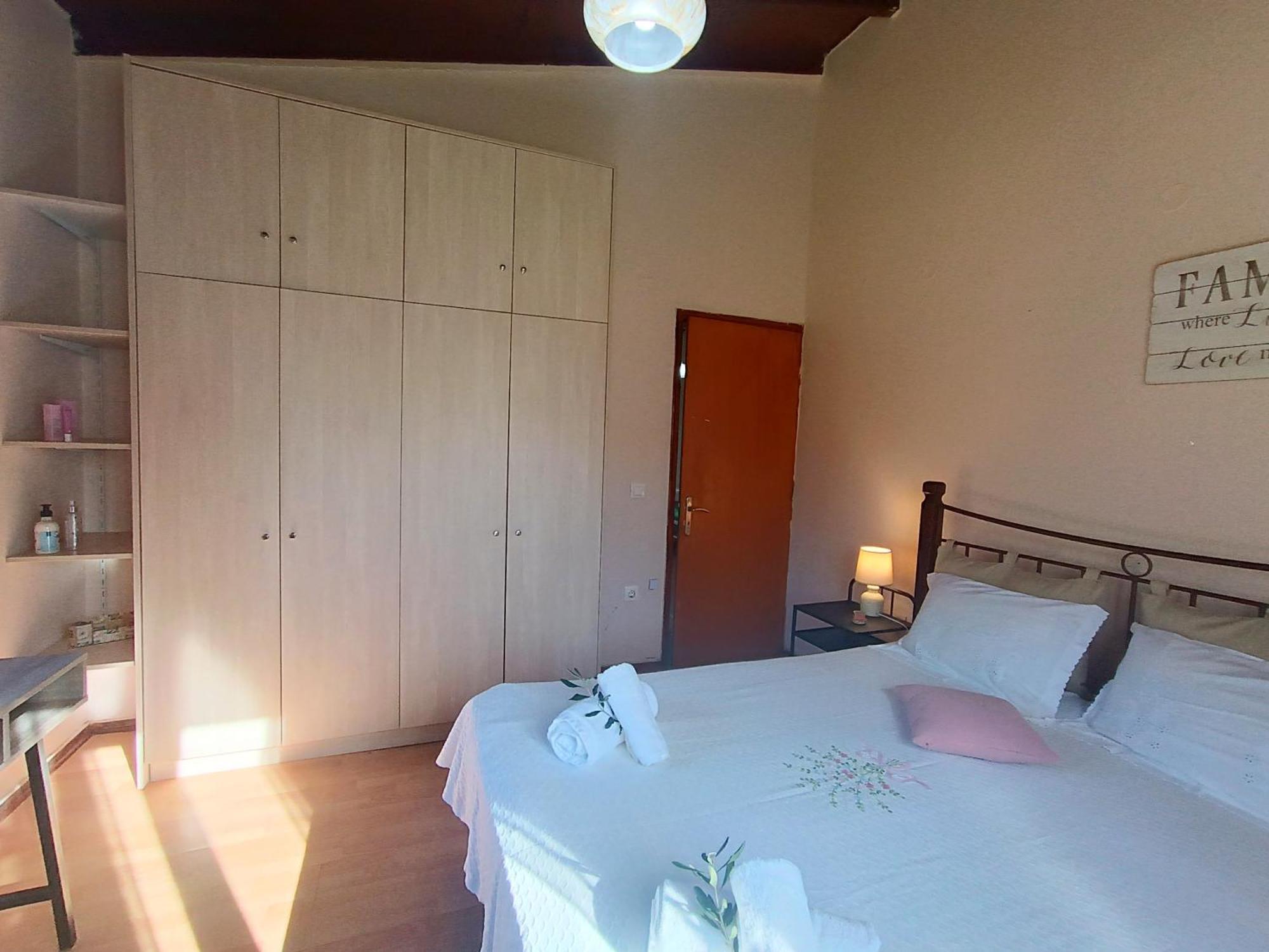 Elia House Villa Peritheia Buitenkant foto
